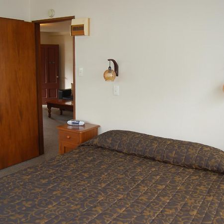 Carisbrook Motel Dunedin Exterior foto